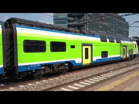 INCROCIO  TRENITALIA TIPER- ETR 521-015 X MILANO CLE . -ETR 521 S1 059  TRENORD X BOZZOLO