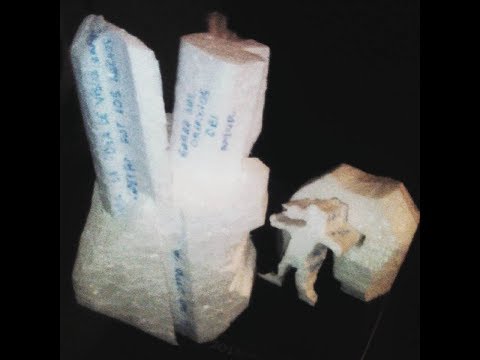 POEMA OBJETO de  Enrico Diaz Bernuy