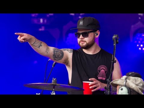 Royal Blood - Figure It Out (Lollapalooza 2017) 1080 HDTV