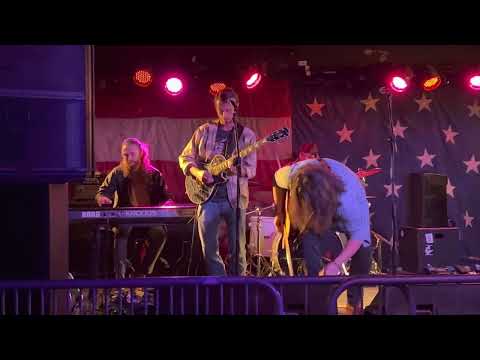 Valerie/Certain Shade of Green - Chase Stewart & the Brickmasons