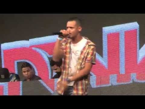 RIO PARADA FUNK 2014 - Mc TARAPI e Mc NEBLINA