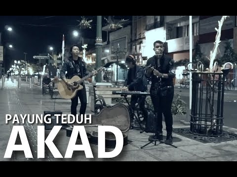 Payung Teduh - Akad (cover) versi Pengamen Jogja !