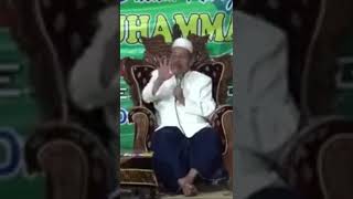 Download lagu Sholawat Paling Ampuh - KH Abdul Ghofur mp3 Download lagu Sholawat Paling Ampuh - KH Abdul Ghofur mp3