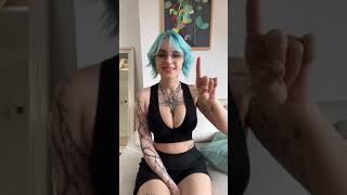 1 min Short Relaxation ASMR | lyracr0w0