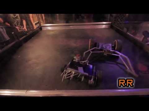 SmashBotz - The CLAW versus Chomp Combat Robots 2013