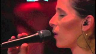 Susurro Carolina Araoz