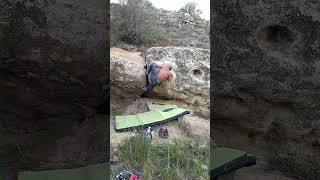 Photo of problem Inútil i innecessàri in El Cogul boulder Area