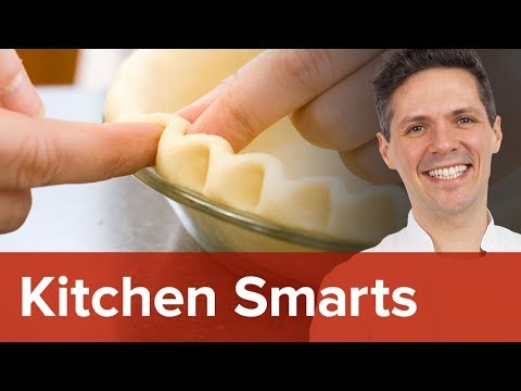 Easy (and Unexpected) Ways to Decorate Pie Crust Edges