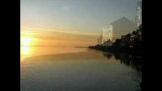 preview picture of video 'The Old Lifeboat House, Aberdyfi (Aberdovey), North Wales'