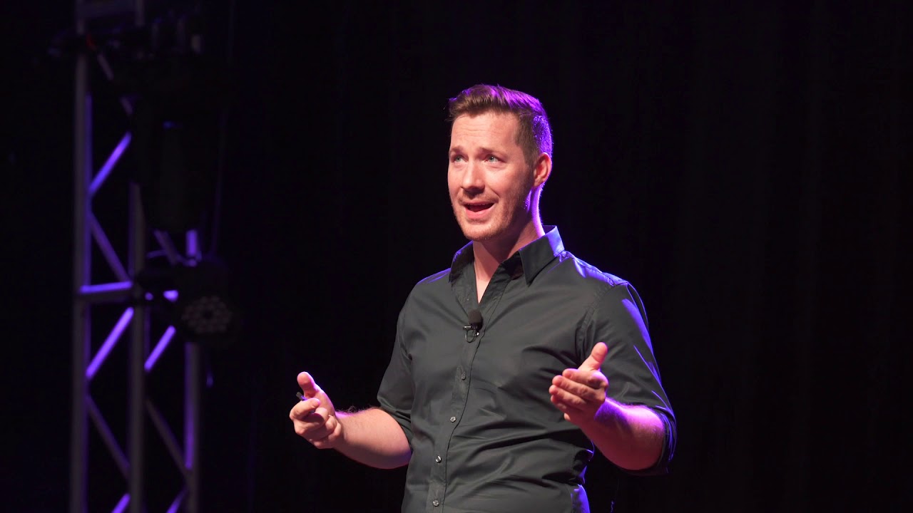 Michael Leip on stage