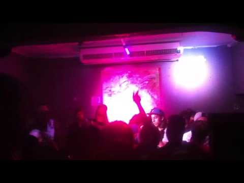 DJ AKANI - CRISTAL FAMILIA MADA - BANG DOIDO #3.0 - #CameraNaPista