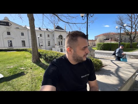 Doamne ajută tuturor! Am ajuns la Iași la Sf. Parascheva, cu mama, Miha și David!