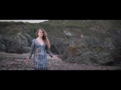 Leena Voxx - Paper Heart (Official Video)