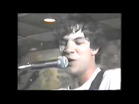 Ween - Piss Up A Rope - 1996-04-18 New Brunswick NJ Court Tavern