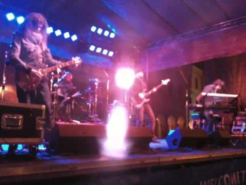 Ewa Farna-Liberec-12.2.2011-(Kdo víc dá)