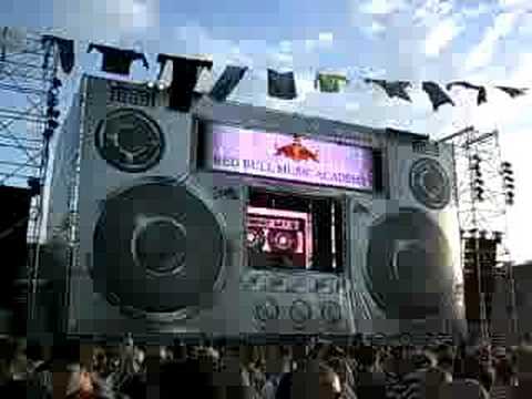 Kolombo @ Laundry Day 2008