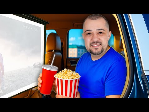 AM DESCHIS UN CINEMA ÎN PROPRIA MAȘINĂ
