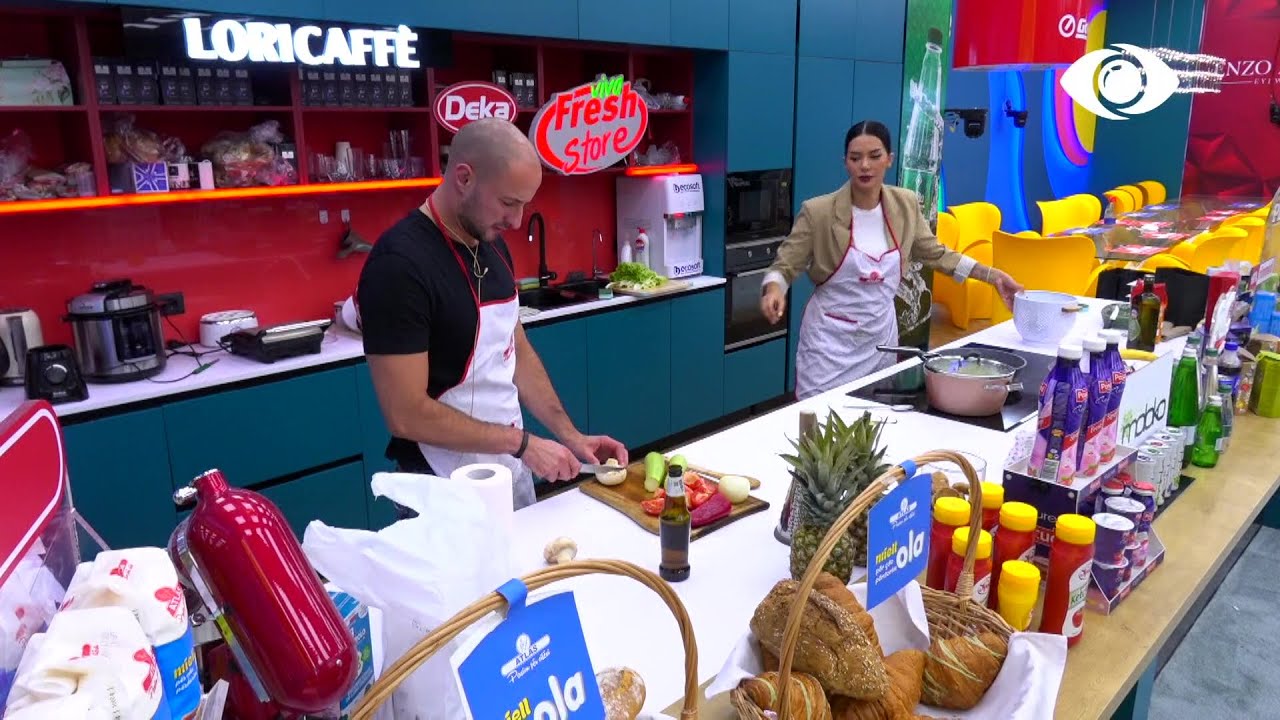 Efi dhe Kristi gatuajnë