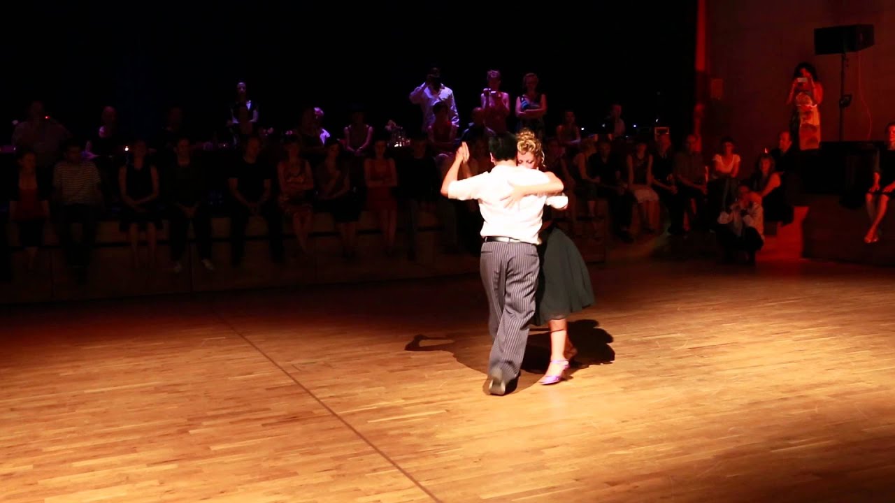 Noelia Hurtado  Y  Carlitos Espinoza  -Freiburg  Milonga-