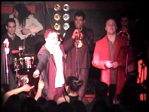 LA REVANCHA EN SIETE LUNAS