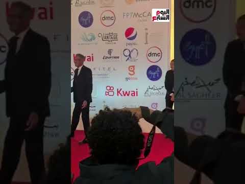 حضور قوي لـ سيد رجب وأحمد صيام ويسرا اللوزى على السجادة الحمراء لفيلم " 19 ب"