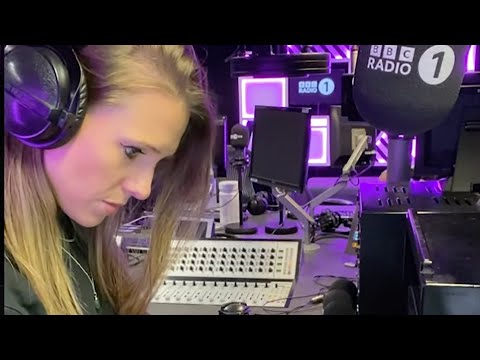 Radio 1's Chilled Mix - Charlie Tee #1