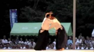 preview picture of video 'Michael Moreno, Aikido Exhibition at Kumano Scred Forest, Revista Katana'