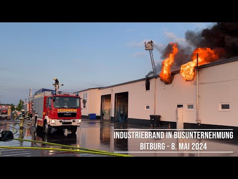 INDUSTRIEBRAND: Bushalle in Bitburg Raub der Flammen