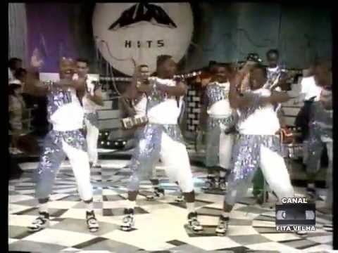 Negritude Jr. - Beijo Geladinho - Xuxa Hits 1995