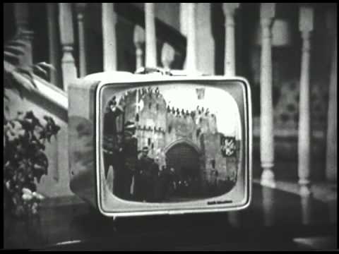 RCA Victor - Silverama Portable Flying TV Ad