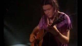 Michael Hedges -- Aerial Boundaries