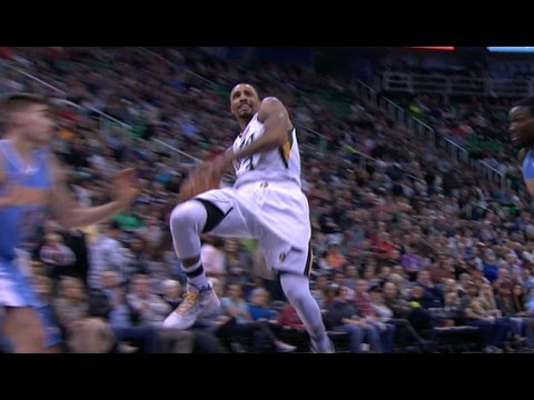 George Hill Splits Double Team And Gets Off Balance Layup To Fall |11.23.16