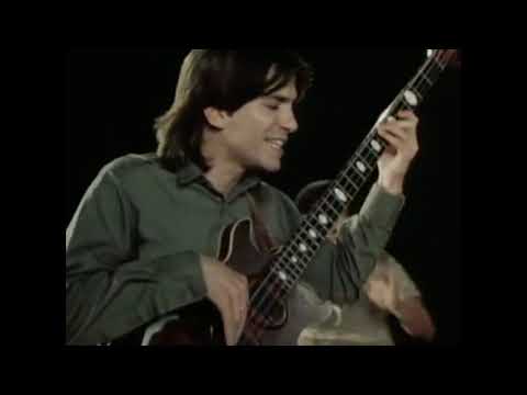 Toto - Acirfa ('Africa', but it's reversed) | Funny Snowman