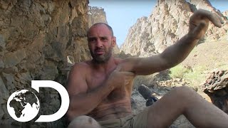 How To Take A Bath in the Desert | Marooned with Ed Stafford