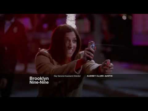 Brooklyn Nine-Nine | 3x10 | Gina's Flamethrower