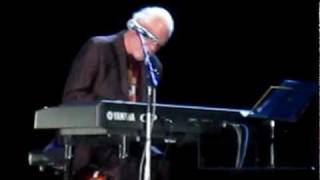 Procol Harum - A Whiter Shade of Pale (13.10.2009, Luzhniki, Moscow, Russia)