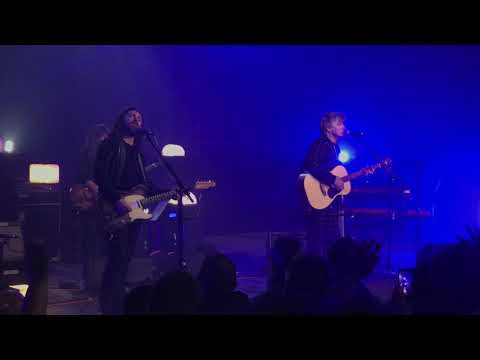 Neil Finn & Liam Finn - Don’t Dream It’s Over Live at EartH Hackney, London Jan 2019