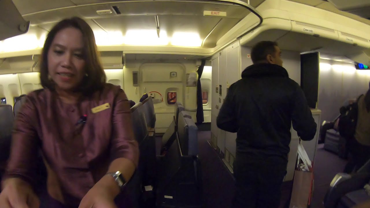 Thai Airways Royal Silk Lounge (Domestic) thumbnail