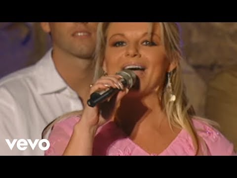 Bekki Smith - The Mighty One of Israel [Live]