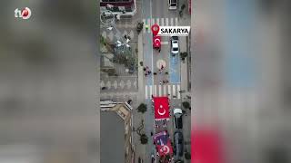 Karasu’da Sokaklar Kırmızı Beyaza Büründü