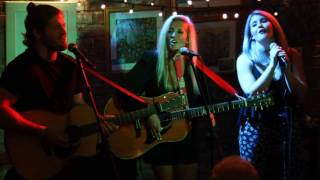 Island Life                      Performed By The Cains