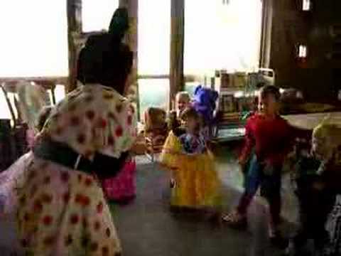 Caoilin - Monster Mash part boo~