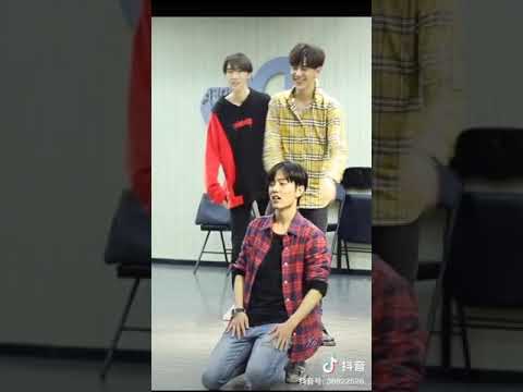 Xiao Zhan 肖战Focus X-Nine练习室5分钟Dance Practice - YouTube