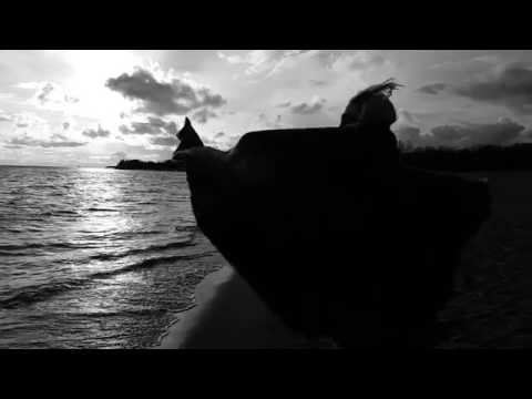 Yunona Black / Relax (Claudia Kane- The silence)