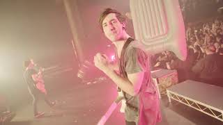 In Hearts Wake - Frequency [Official Live Video]