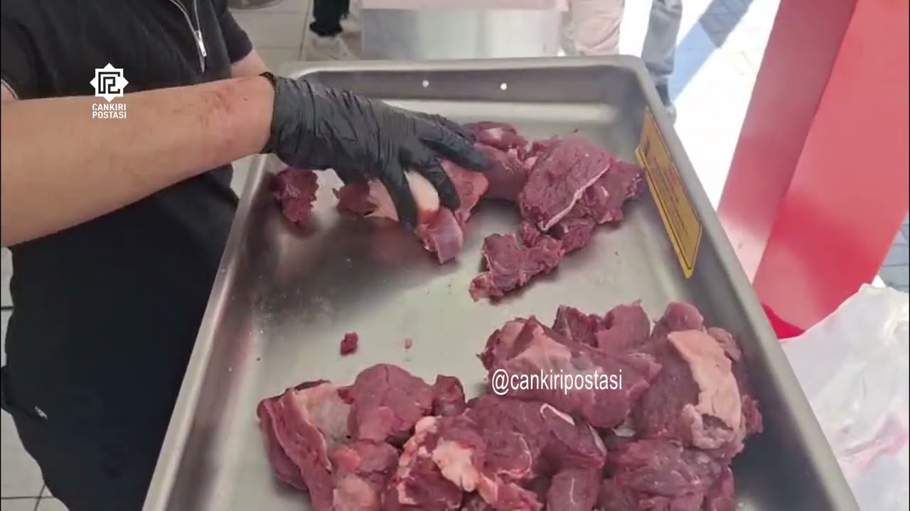 Çankırı’da kıyma çekiminde kuyruk oluştu
