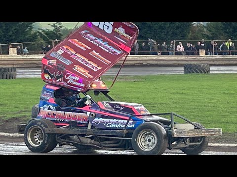 Brisca F1 Stockcars Heat 1 Scunthorpe Raceway 28/09/25. 