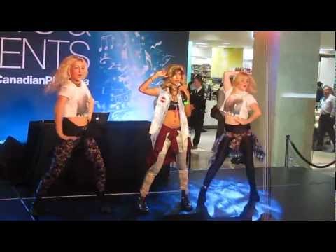 Anjulie ~Brand New Chick - LIVE in Toronto