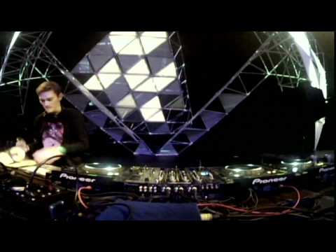 Posij set from Noisia Invites 2 in Groningen - UKF Live