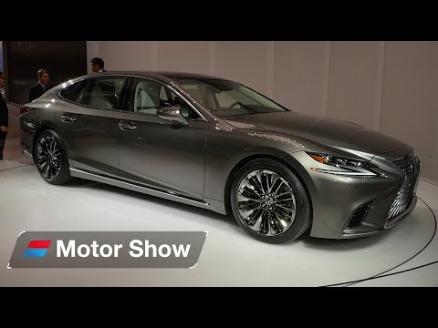2017 Lexus LS 500 - First Look at the Detroit Motor Show